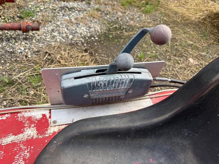 #701-•-8’-mini-power-boat-image-4
