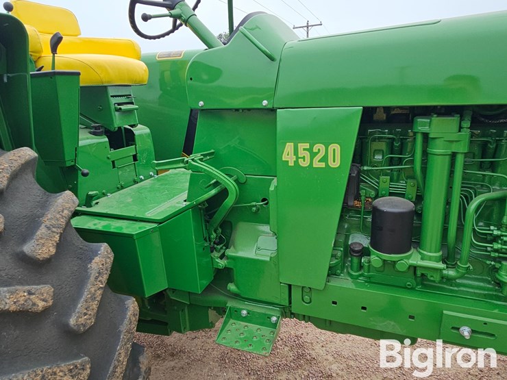 1970-john-deere-4520-image-18