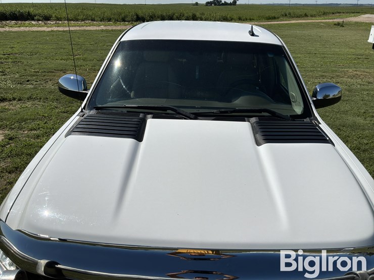 2013-chevrolet-silverado-2500-image-10