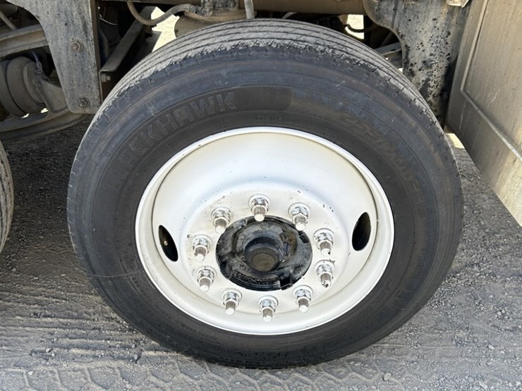 2005-kenworth-w900-image-37