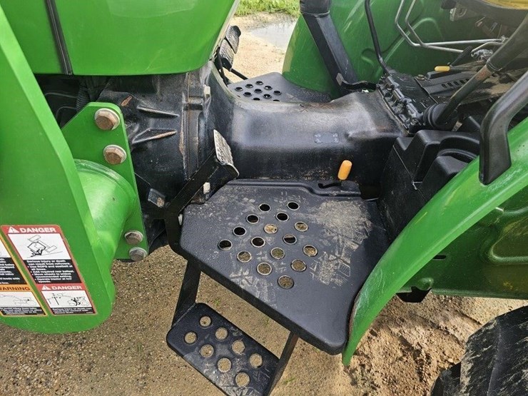 john-deere-5205-image-14