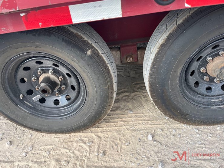 2016-load-max-t/a-28'gooseneck-flatbed-trailer-image-8