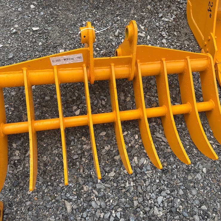 CATERPILLAR 305