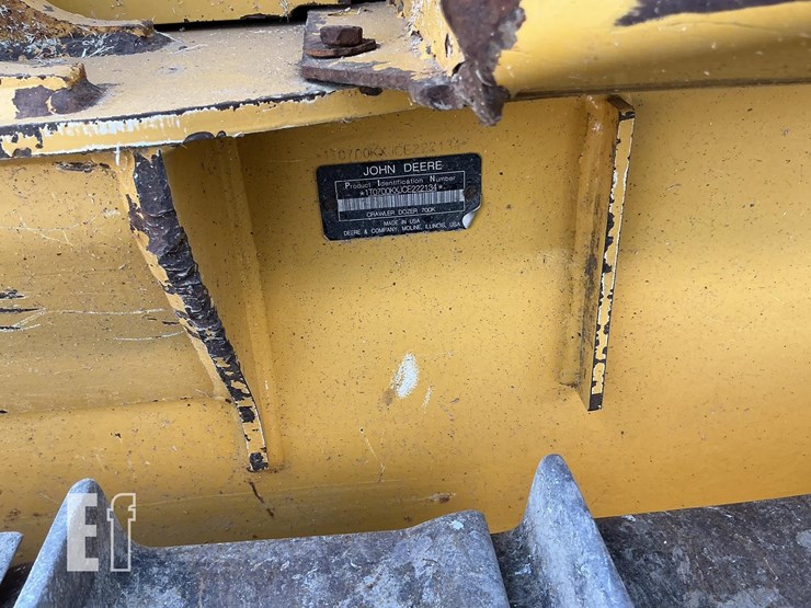 2012-deere-700k-lgp-image-19