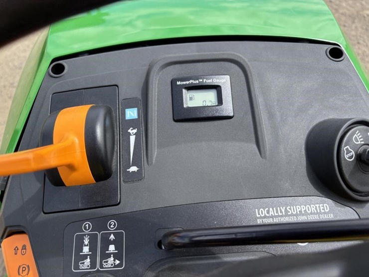 2026-john-deere-s120-image-15