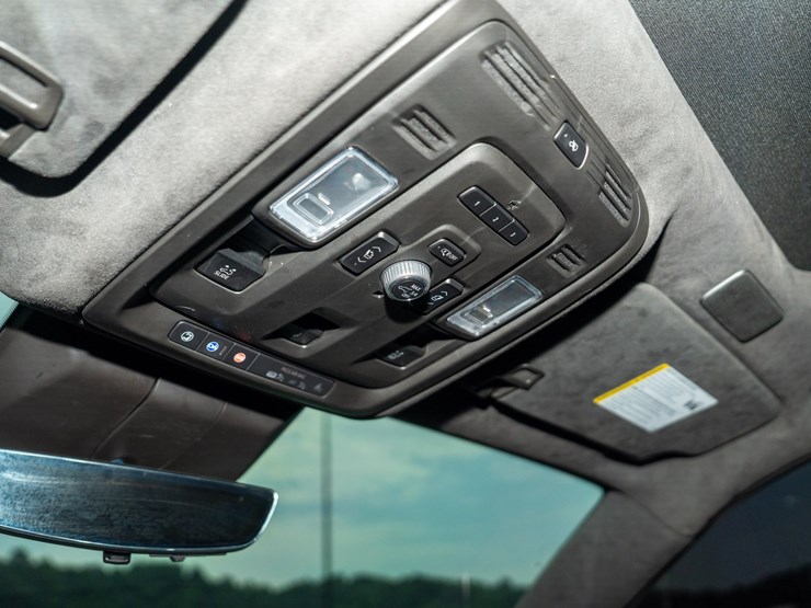 2024-cadillac-escalade-esv-image-65