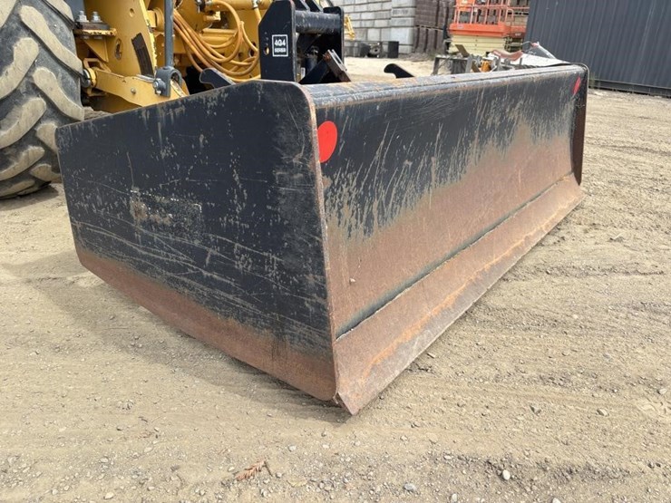 2013-deere-210k-ep-image-19
