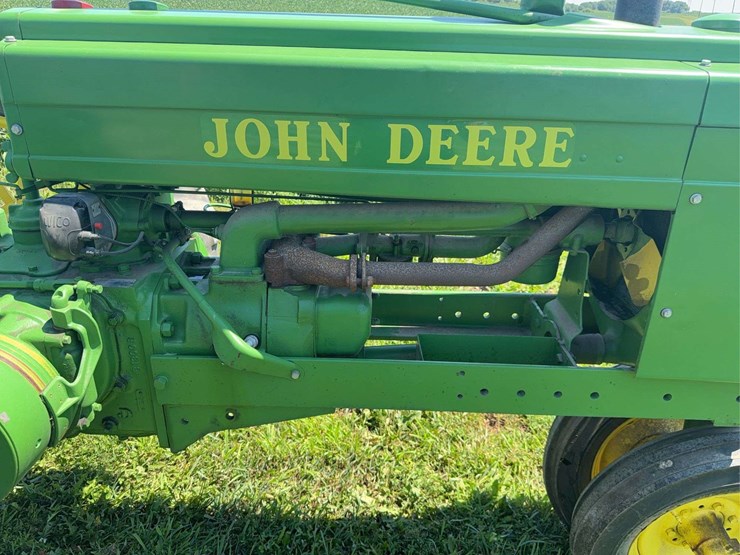 john-deere-b-image-23