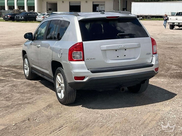 2013-jeep-compass-image-4