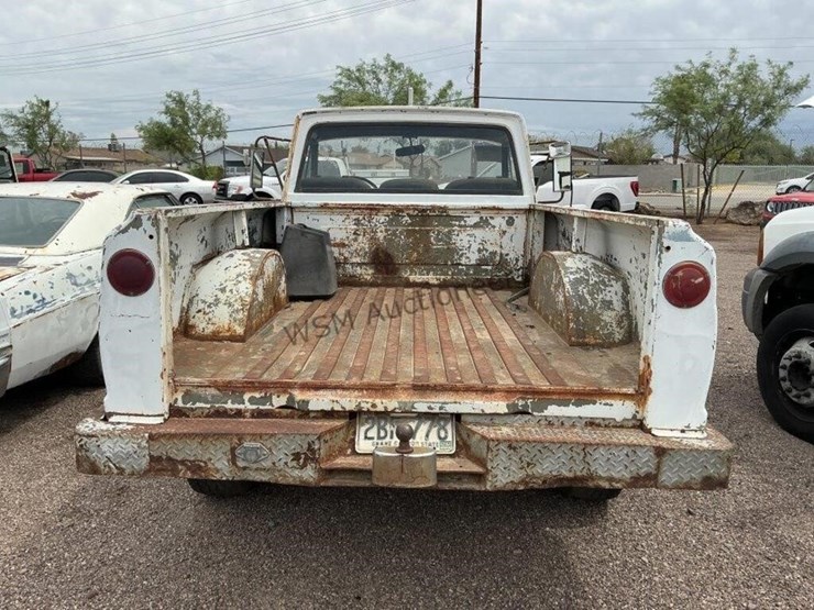 1966-jeep-gladiator-image-5