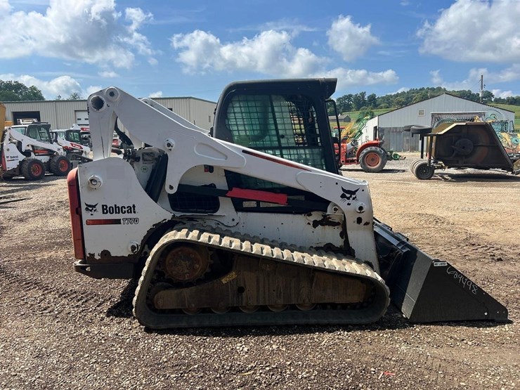 2015-bobcat-t770-image-8
