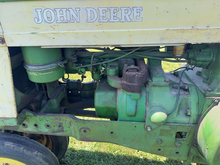 john-deere-70-image-19