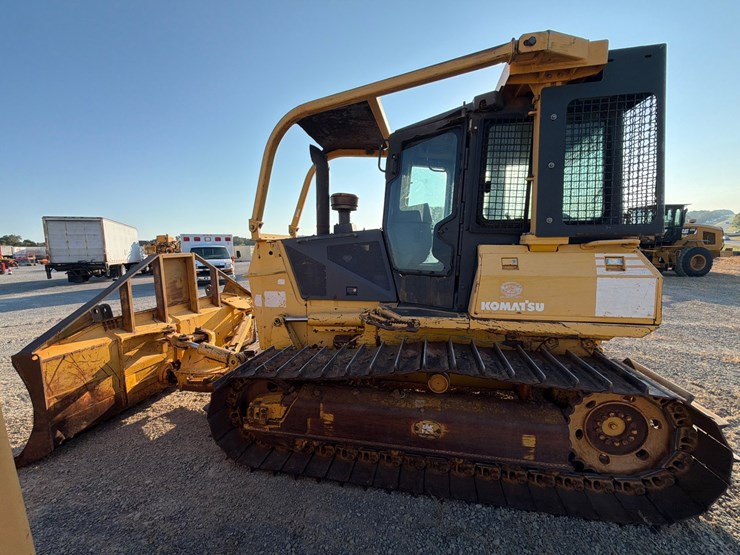 komatsu-d41e-6-image-7