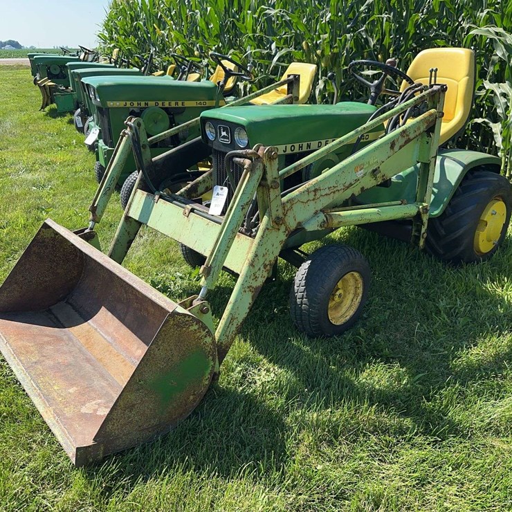 JOHN DEERE 140