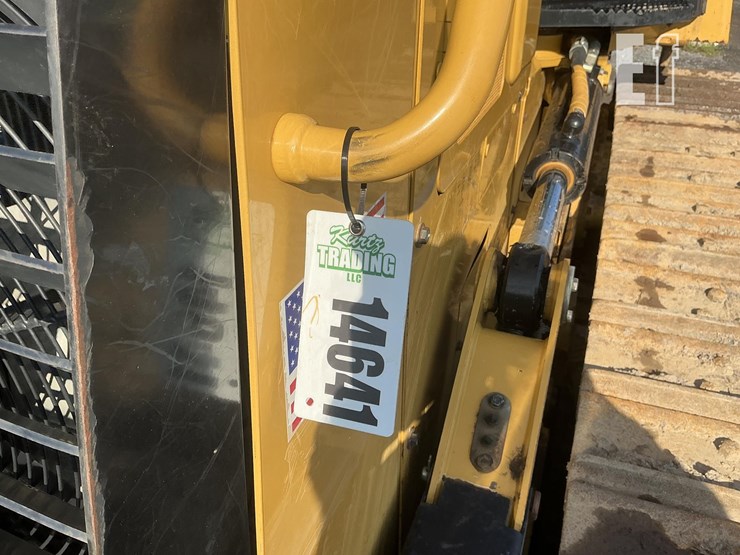 2019-caterpillar-d6k2-xl-image-20