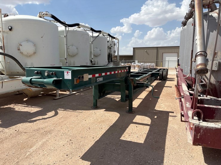 2003-crown-40’-t/a-container-transport-trailer-image-1
