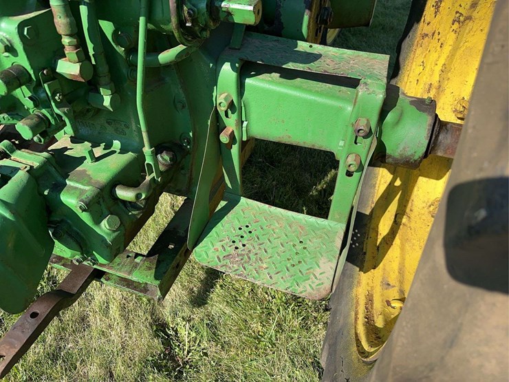 john-deere-70-image-24