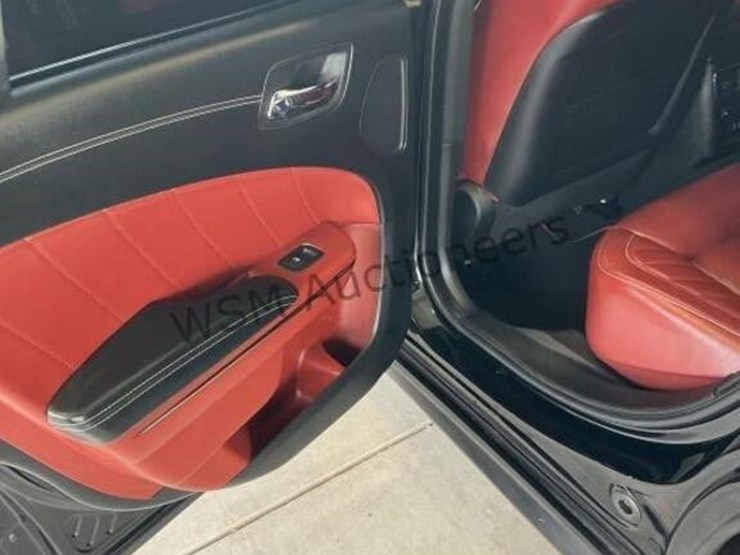 2021-dodge-charger-srt-hellcat-sdn-image-27