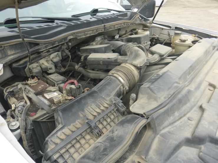 2021-ford-f350-image-11