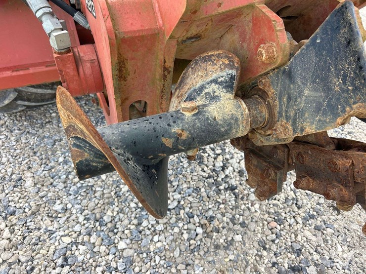 2012-ditch-witch-rt80-image-23
