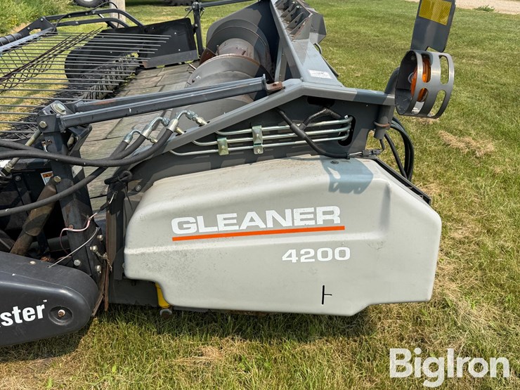 gleaner-4200-image-9