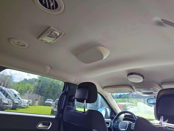 2019-dodge-durango-image-39