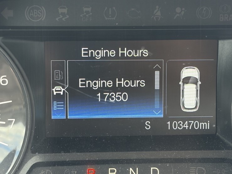 2018-ford-explorer-image-29