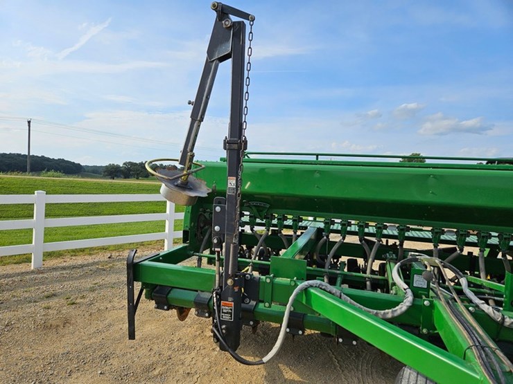 john-deere-750-image-13