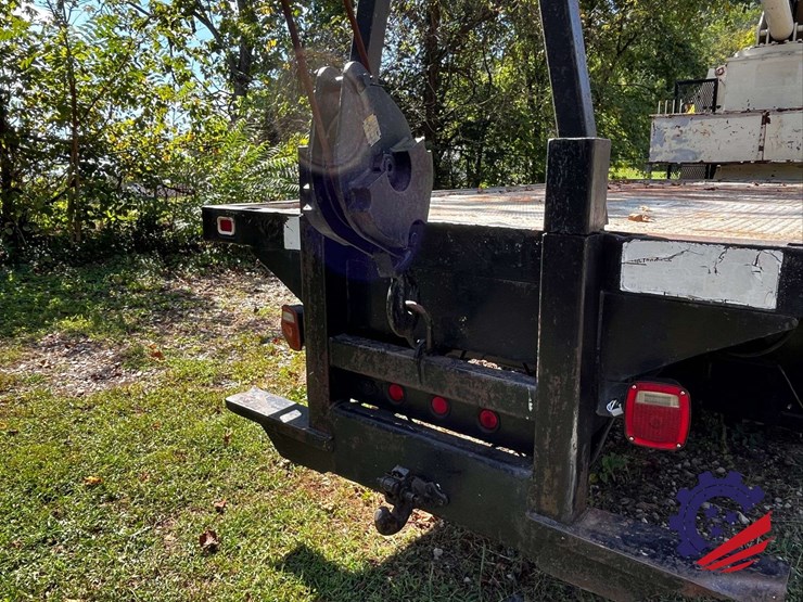 1998-gmc-c7500-s/a-boom-truck-image-32
