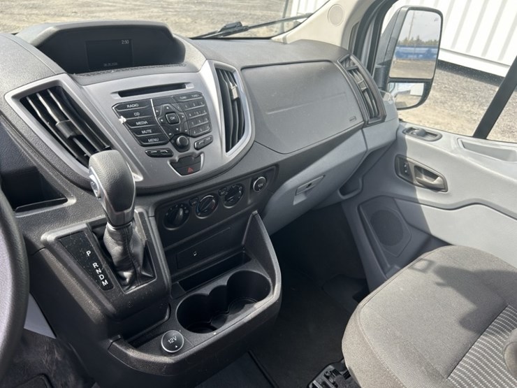 2018-ford-transit-image-15