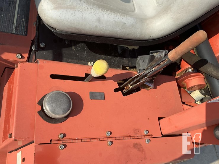 ditch-witch-rt45-image-12
