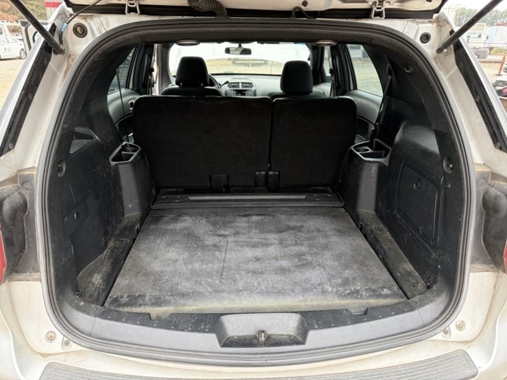 2018-ford-explorer-image-19