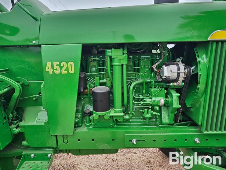 1970-john-deere-4520-image-17