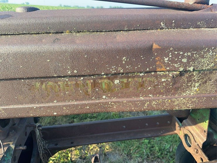 john-deere-b-image-12