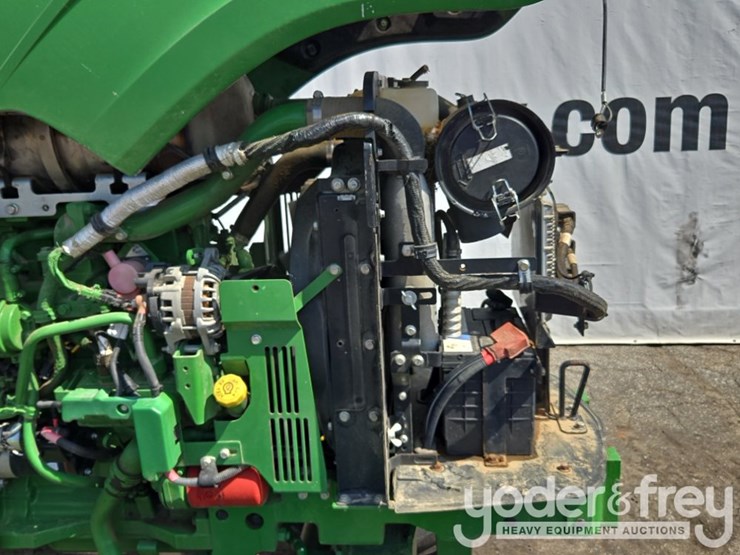 2016-john-deere-5055e-image-15