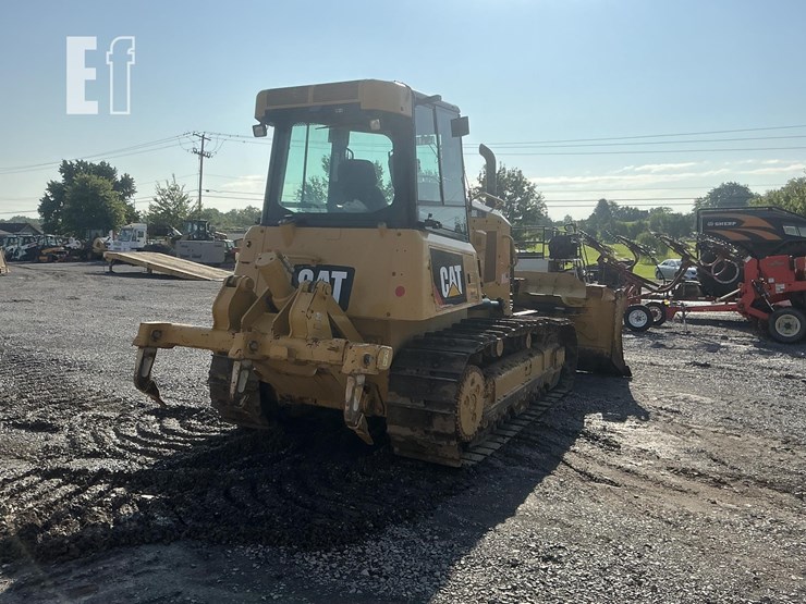 2019-caterpillar-d6k2-xl-image-4