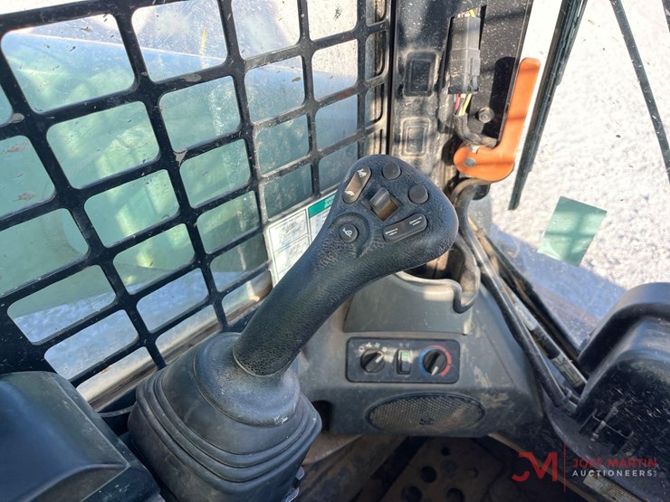 2019-bobcat-t770-image-13