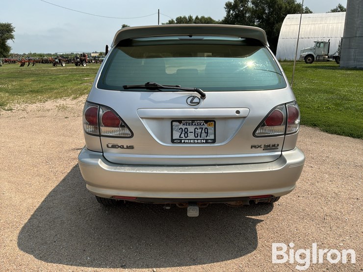 2001-lexus-rx300-image-15