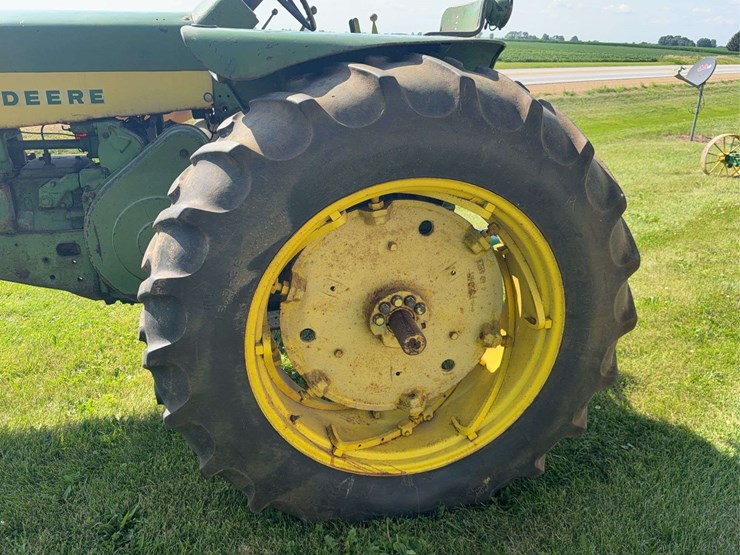 john-deere-730-image-11