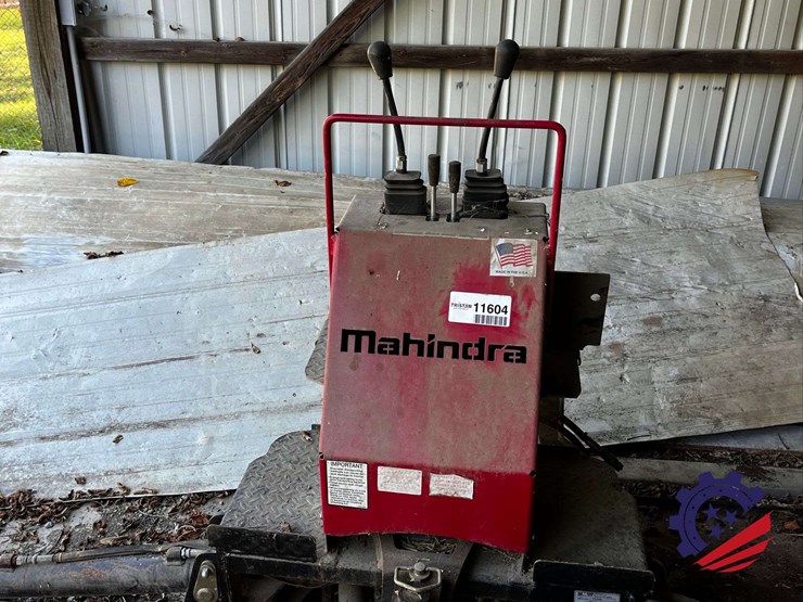 mahindra-1538b-farm-tractor-backhoe-attachment-image-7