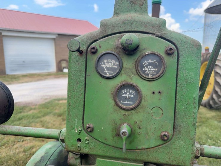 john-deere-50-image-36