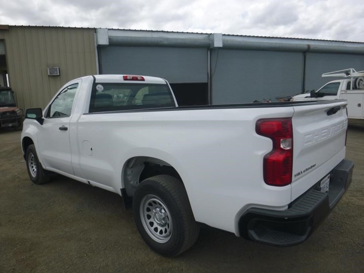 2020-chevrolet-1500-image-4
