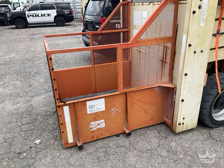 2009-jlg-3369le-image-7
