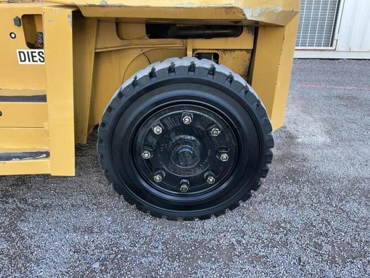 caterpillar-dp115-image-8
