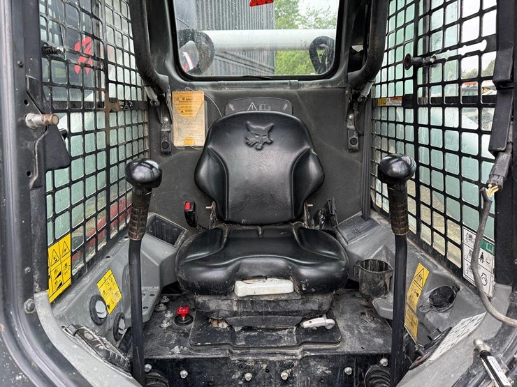 2023-bobcat-t650-image-19