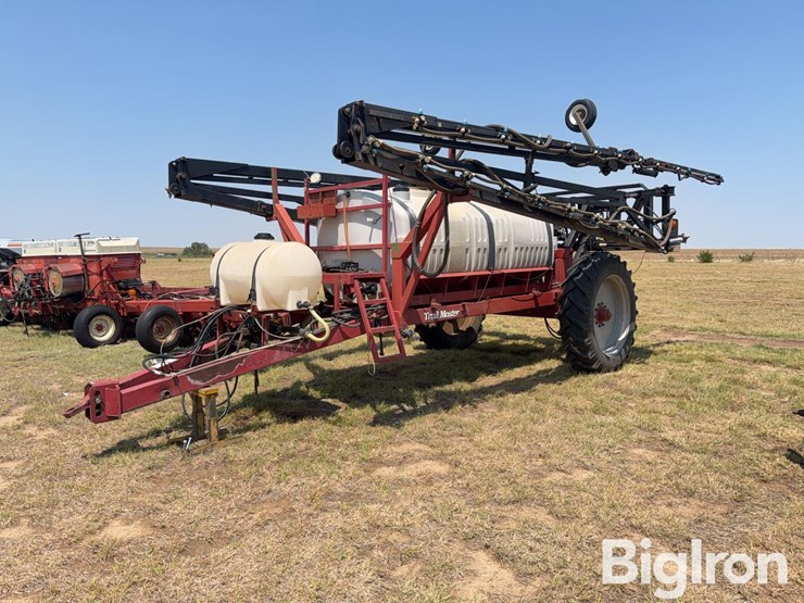 trail-master-90’-pull-type-sprayer-image-1