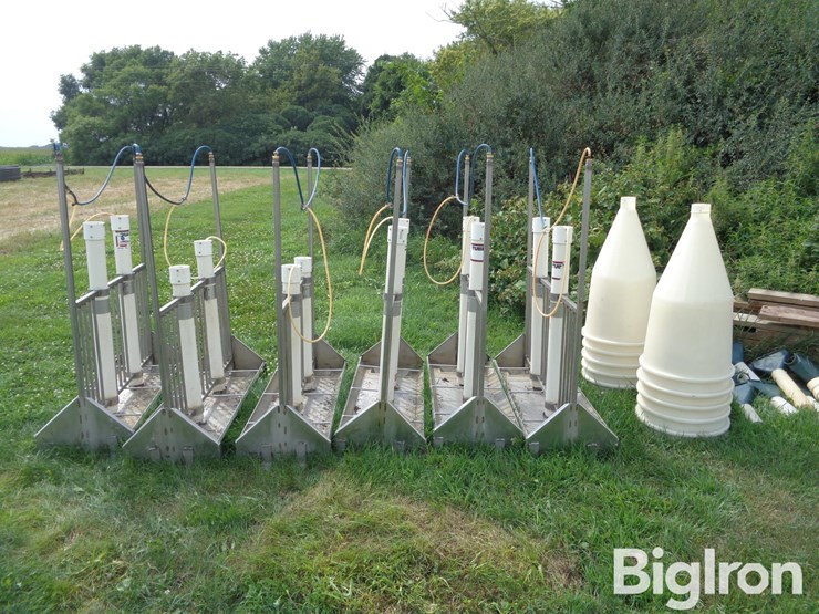 stainless-steel-tube-feeders-image-8