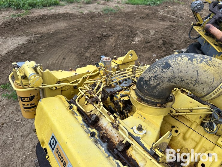 caterpillar-3208-image-19