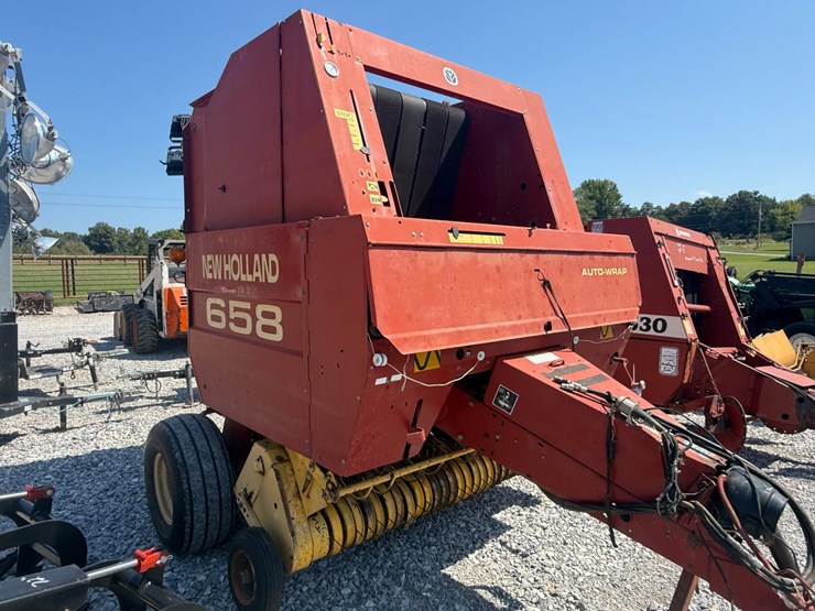 new-holland-658-image-2