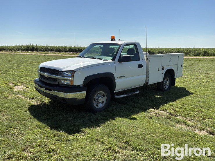 2003-chevrolet-silverado-2500-image-3